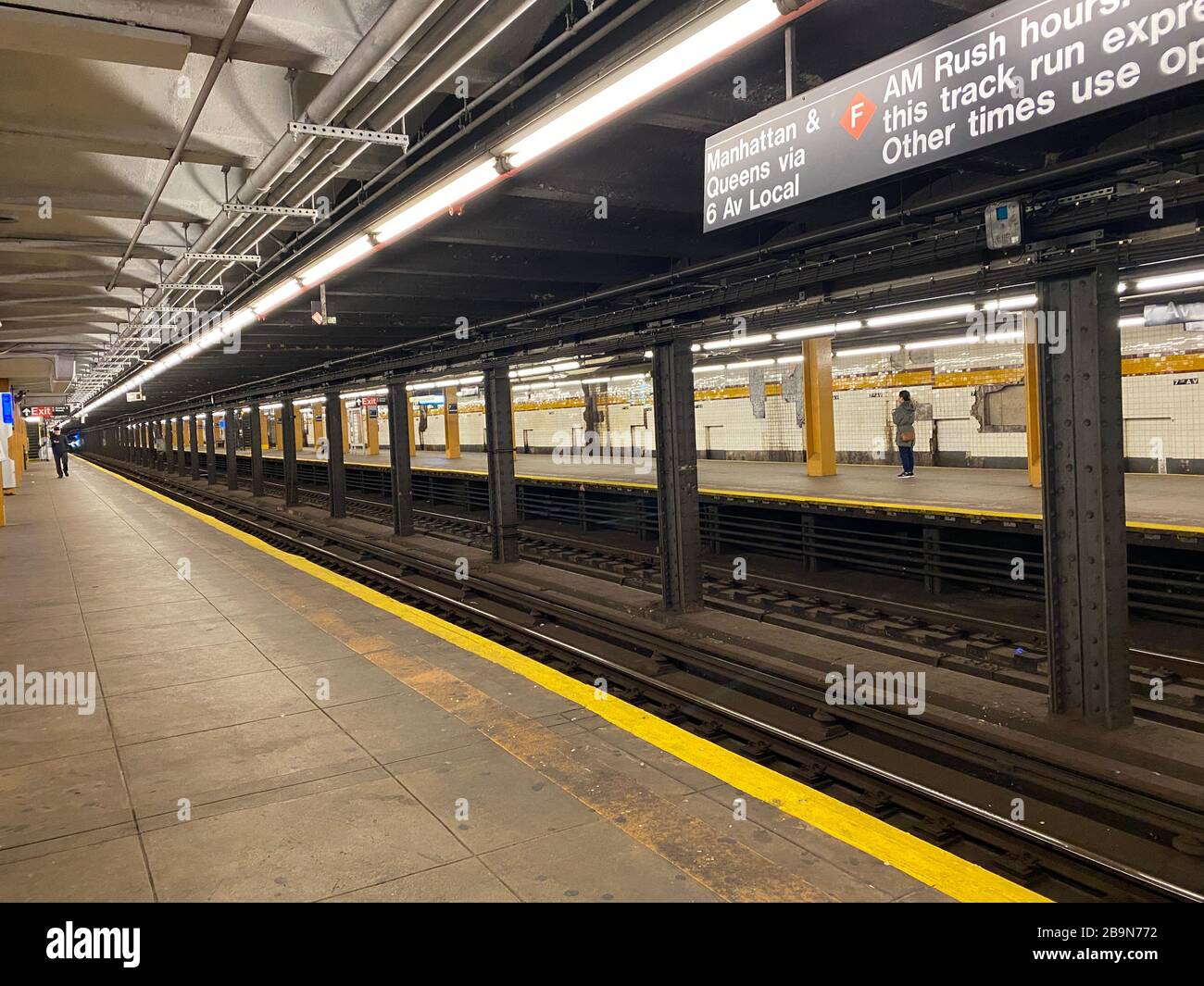 Platform slope station train hi-res stock photography and images - Alamy