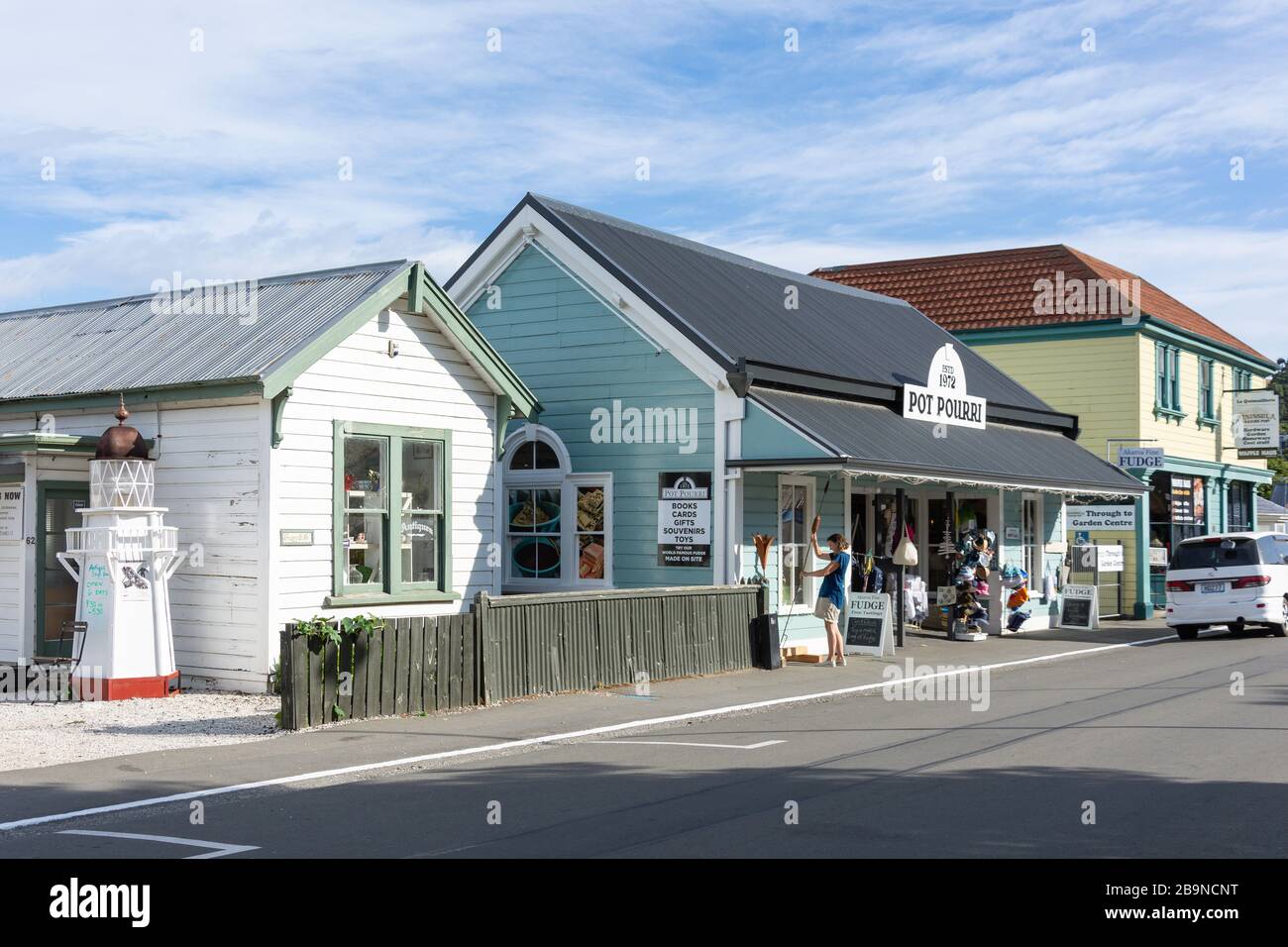 Antique and Pot Pourri gift shop, Rue Lavaud, Akaroa, Banks Peninsula, Canterbury Region, New Zealand Stock Photo
