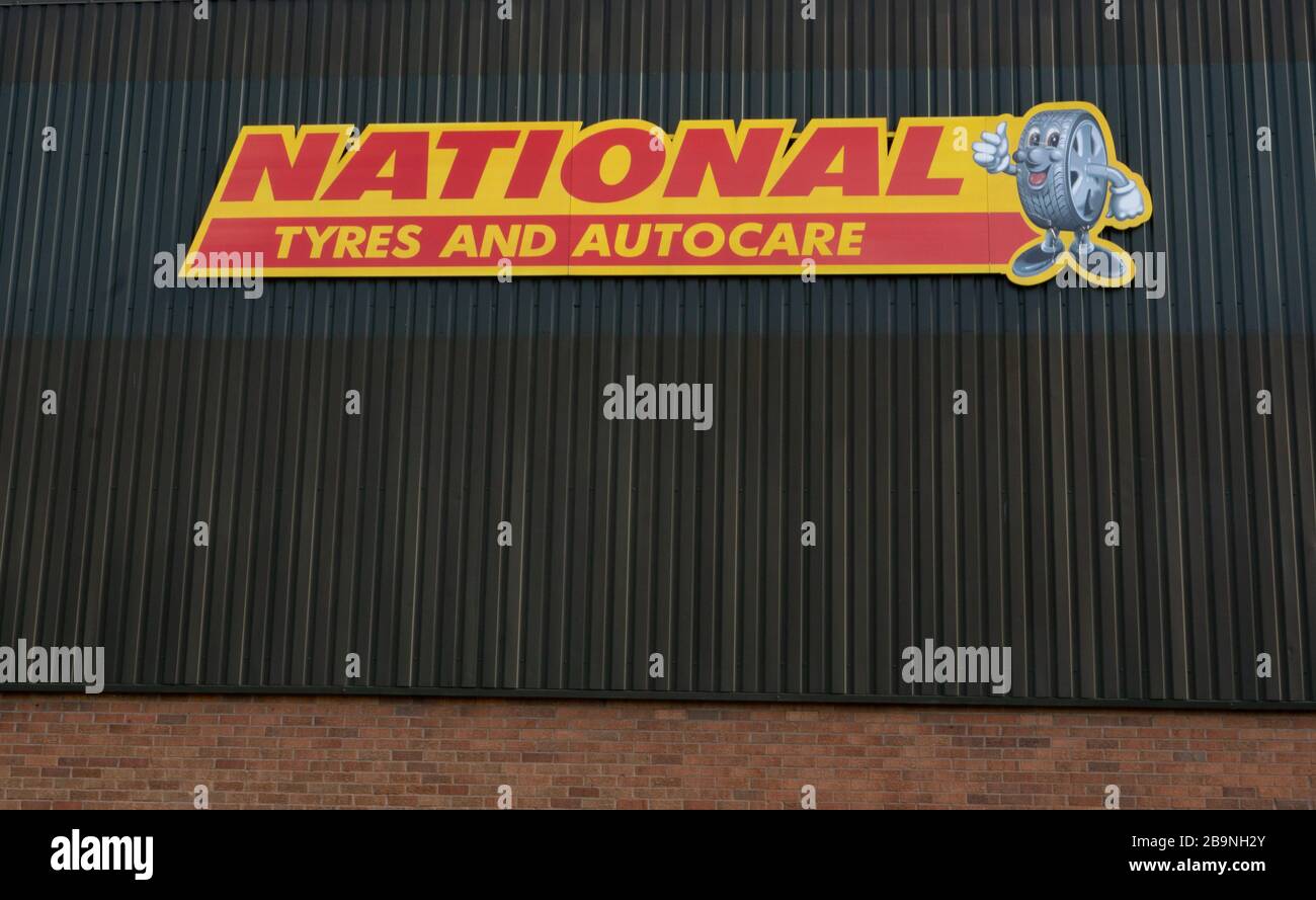 National tyres and autocare hires stock photography and images Alamy