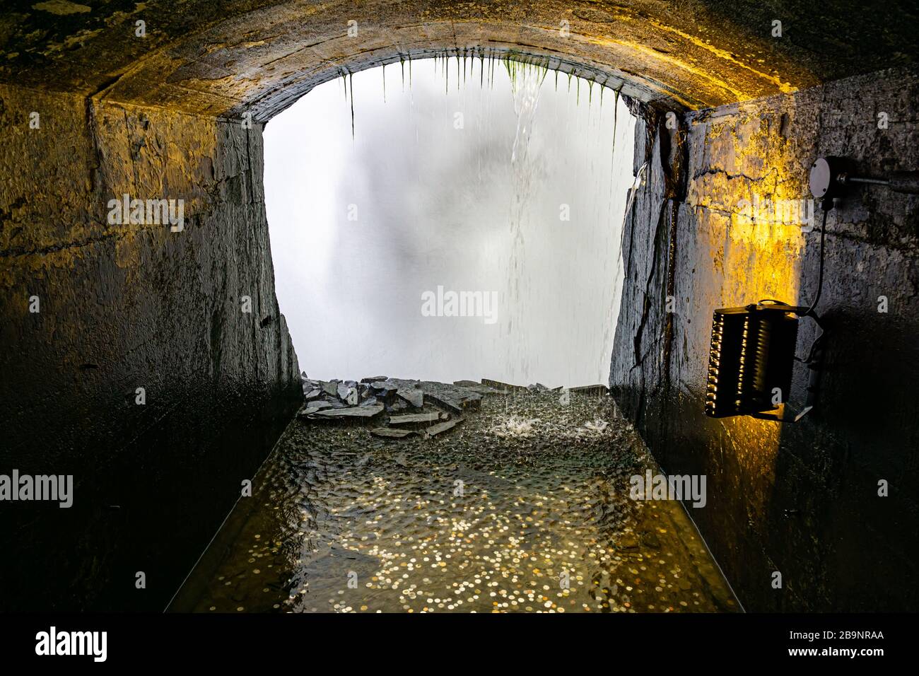 Horseshoe tunnel hires stock photography and images Alamy