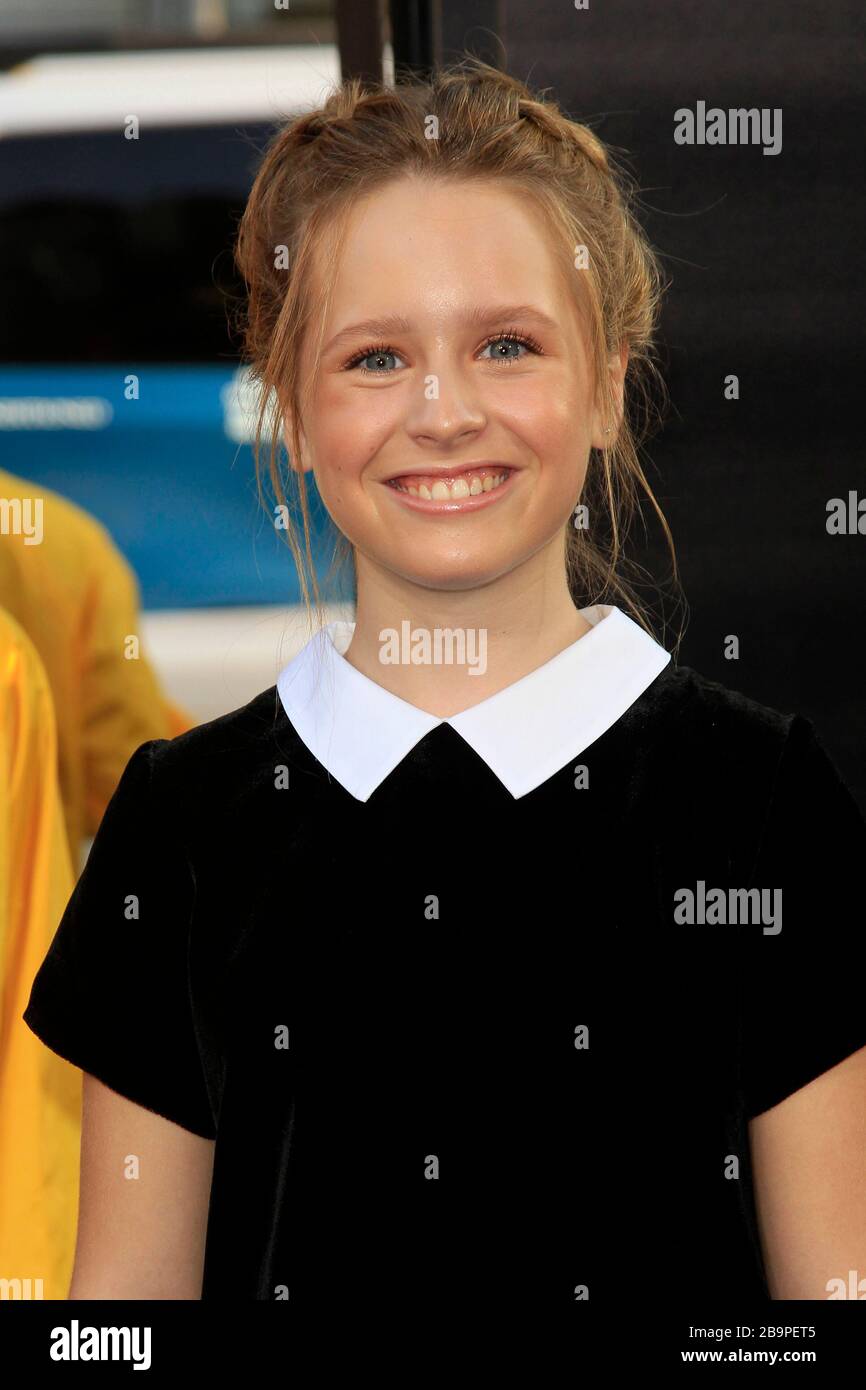 Lulu wilson hi-res stock photography and images - Alamy