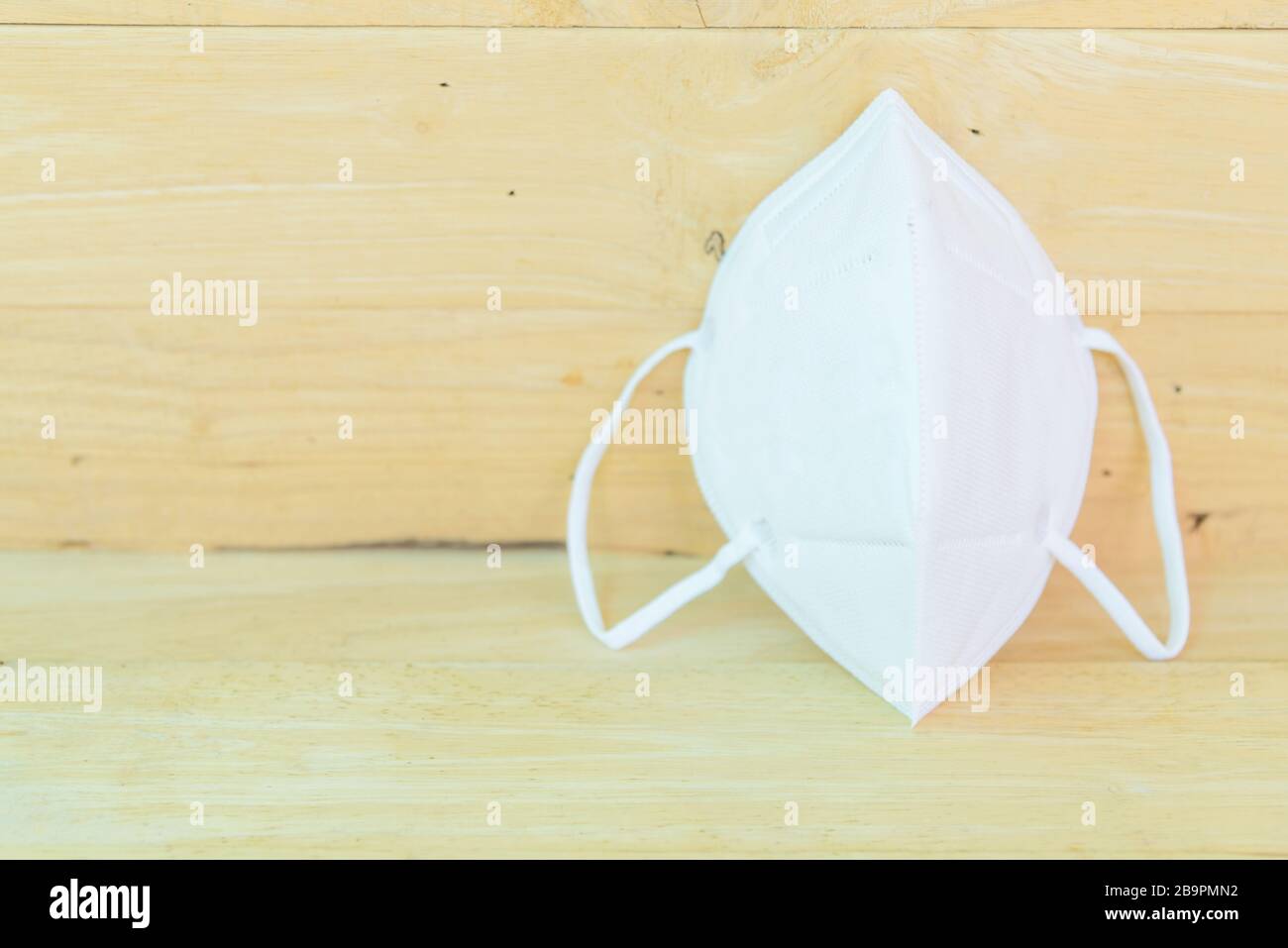 Nurse kn95 mask hi-res stock photography and images - Alamy