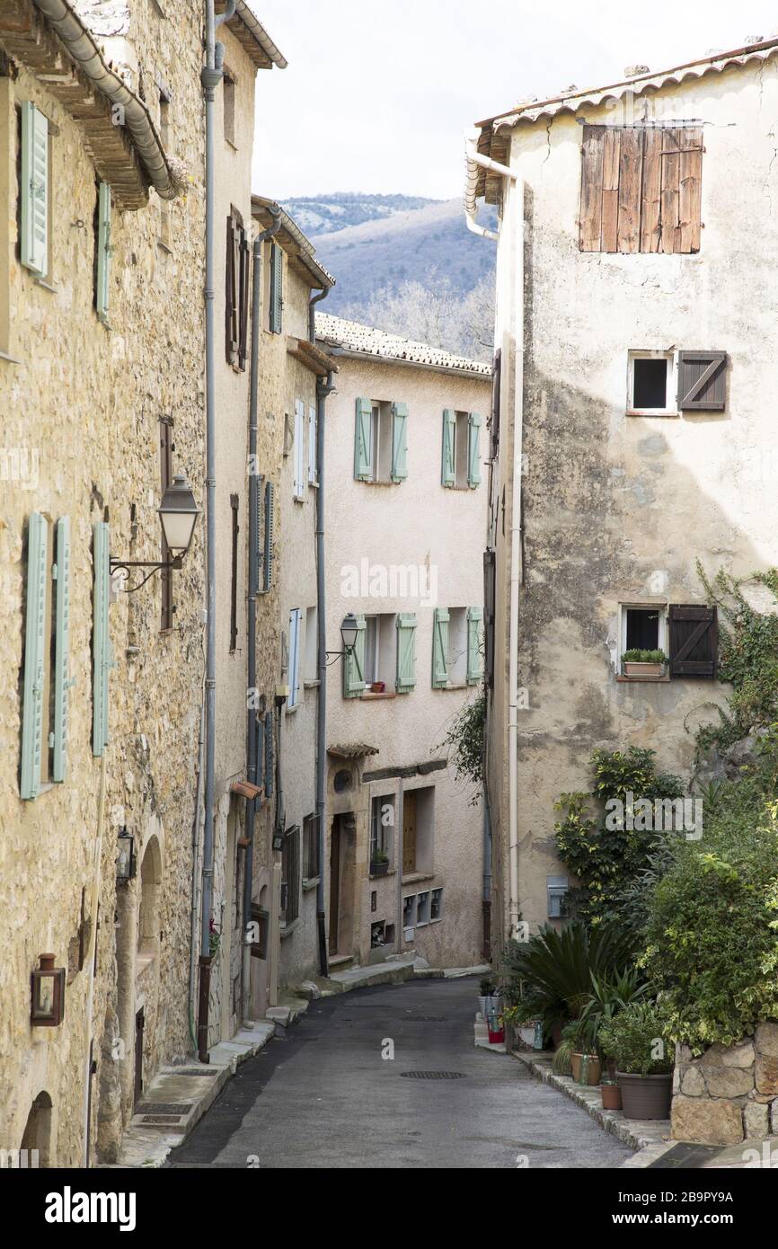Chateauneuf Grasse High Resolution Stock Photography And Images Alamy