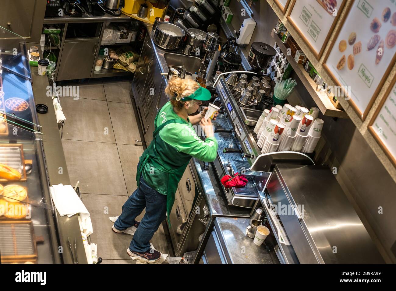 Female employed employee employees hi-res stock photography and images ...