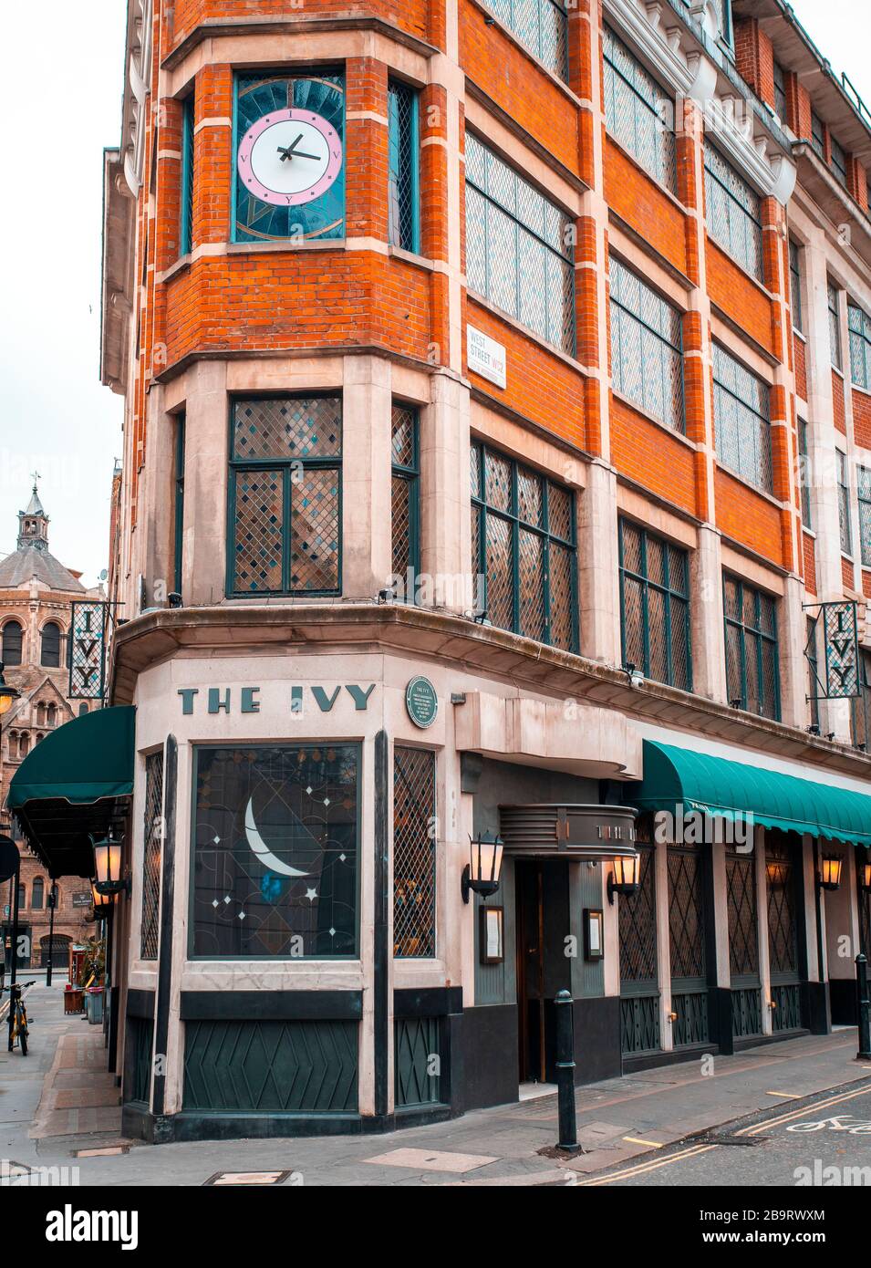The Ivy Restaurant, West Street, London, Britain. First opened by Abel Giandellini in 1917 as a Cafe. Now a popular venue for celebrities to dine Stock Photo