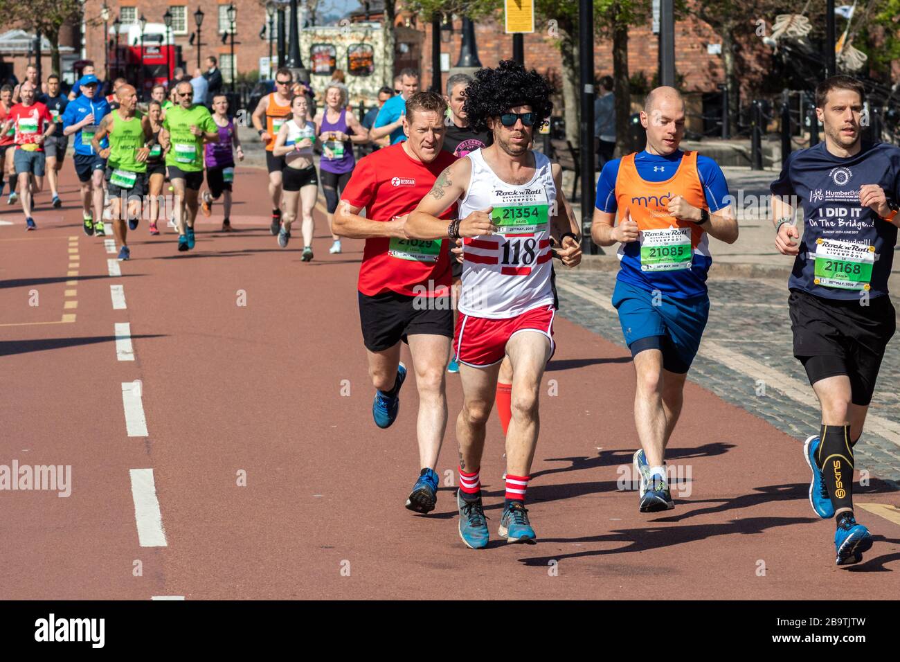 Rock 'n' Roll 5K Runners on Salthouse Quay, Liverpool Stock Photo