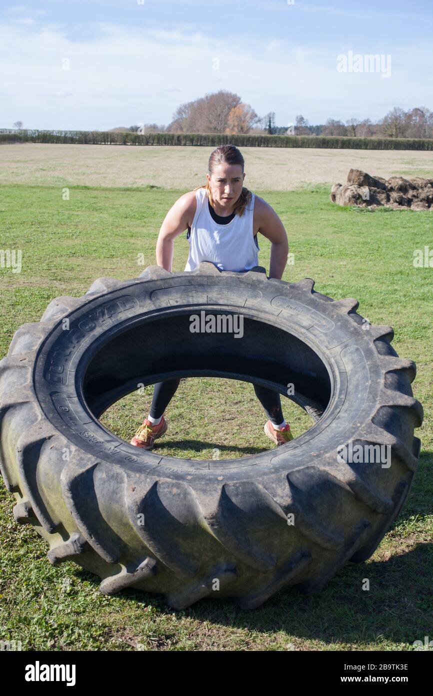 Lifting tires hires stock photography and images Alamy