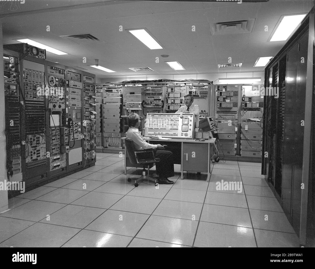 Deakin telephone exchange hires stock photography and images Alamy