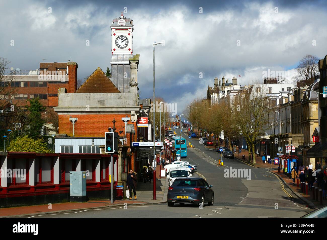 Train station (left) and view looking up Mount Pleasant Road, Royal Tunbridge Wells, Kent, England Stock Photo