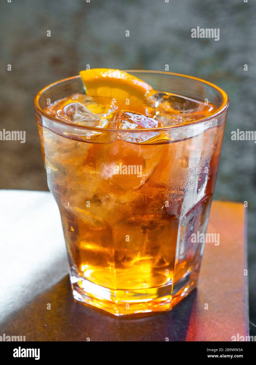 Still life old fashioned hi-res stock photography and images - Alamy