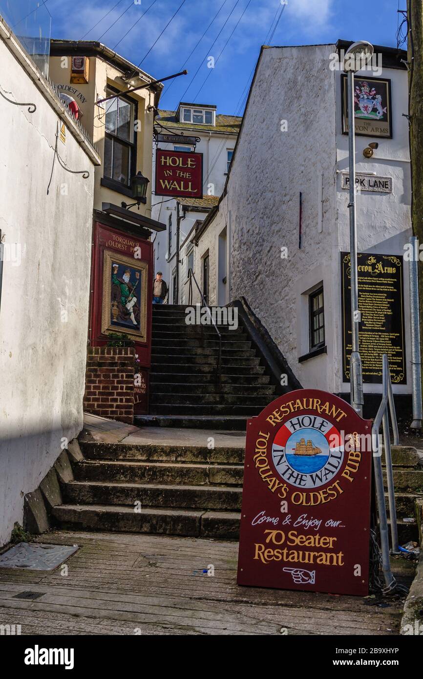 The hole in the wall pub torquay hi res stock photography and images