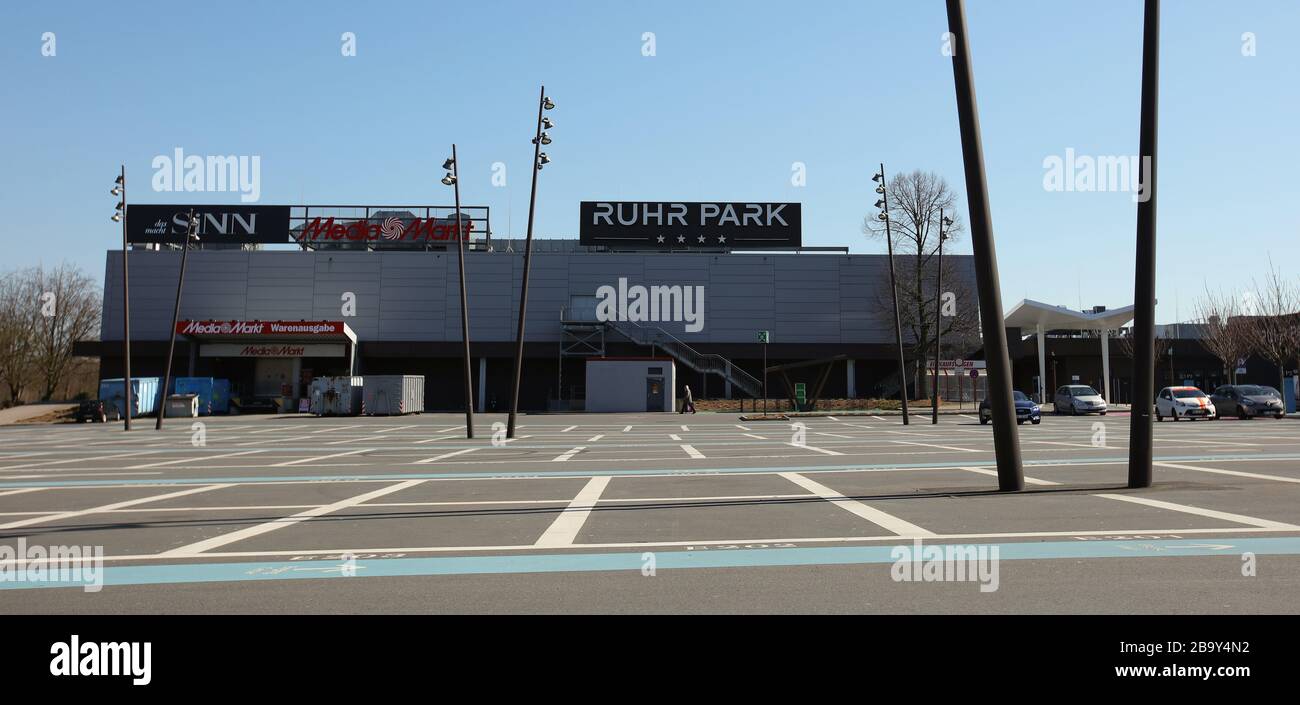 Bochum Deutschland 25th Mar 2020 25 03 2020 Germany Nrw Bochum Economy Ruhrpark Shopping Center Shopping Mall Shops And Shops Closed Due To Corona Crisis Lockdown Due To Corona Coronavirus Covid 19 Photo Snowfield Photography