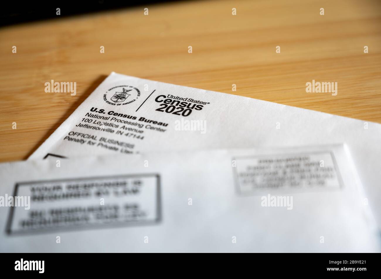 2020 US Census mail envelope and form. Stock Photo