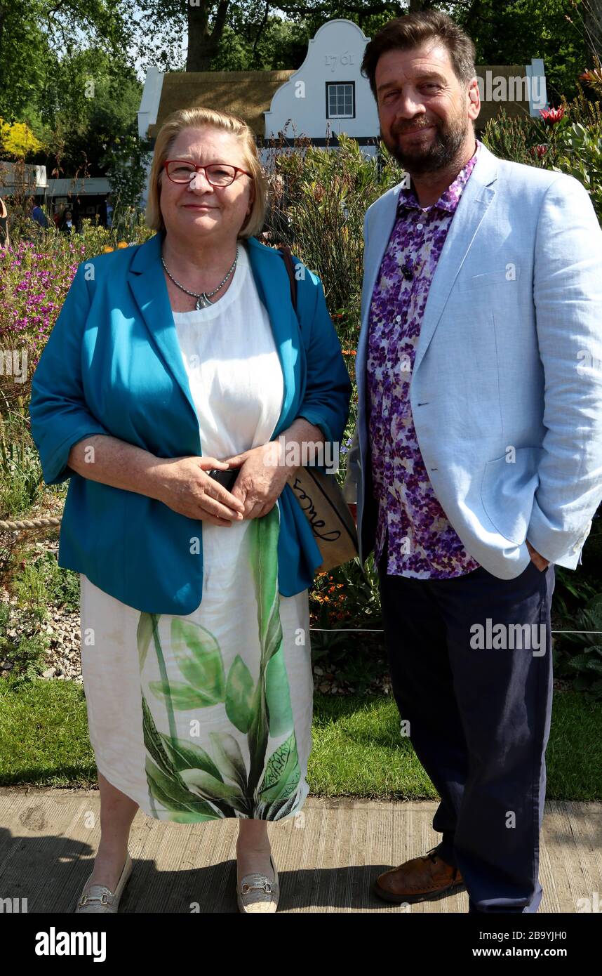 May 21, 2018 - London, England, UK - RHS Chelsea Flower Show Press Day Photo Shows: Rosemary Shrager and Nick Knowles Stock Photo