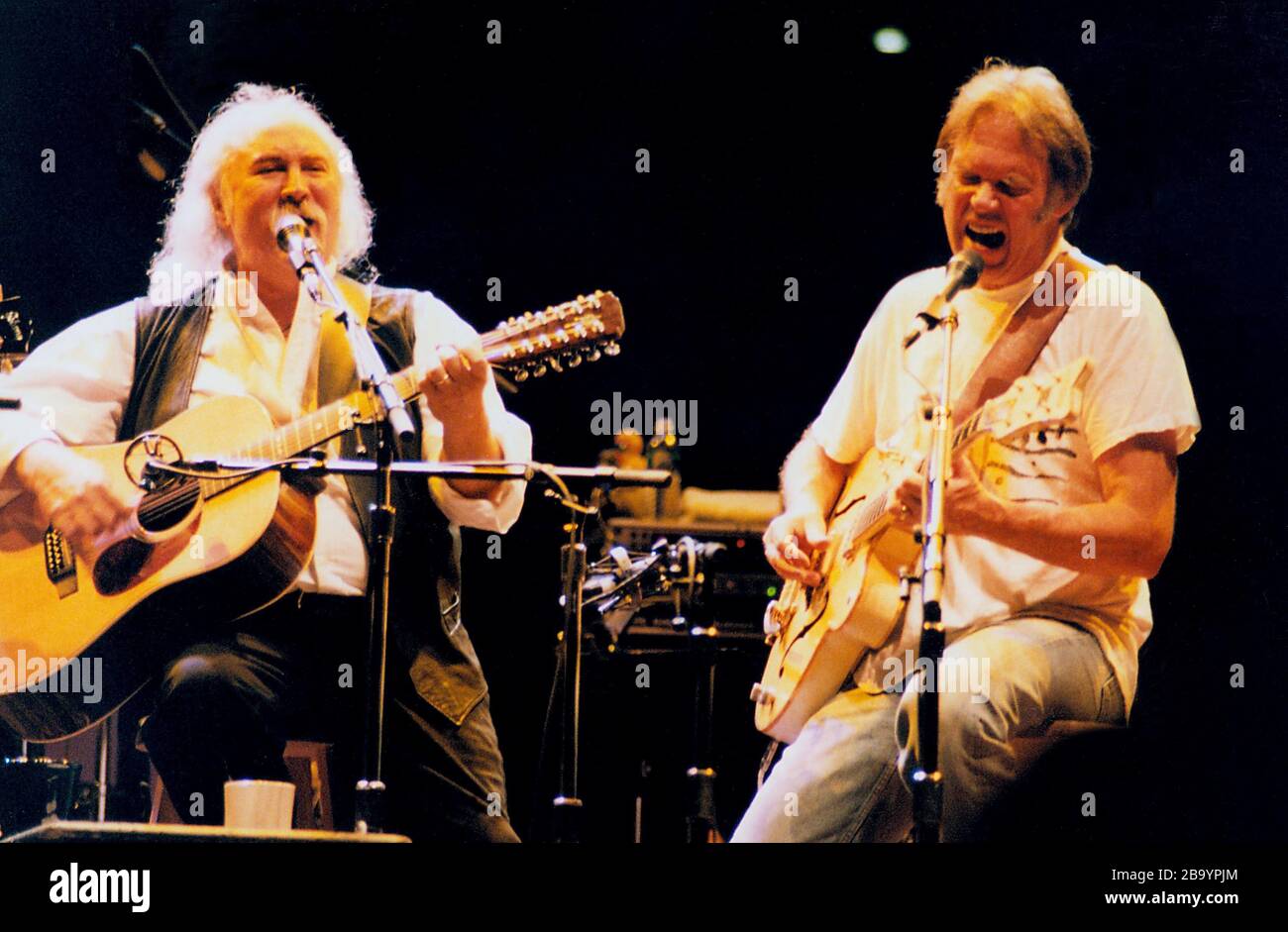CROSBY STILLS NASH AND YOUNG IN CONCERT, HARTFORD, CT 04122000 PHOTO