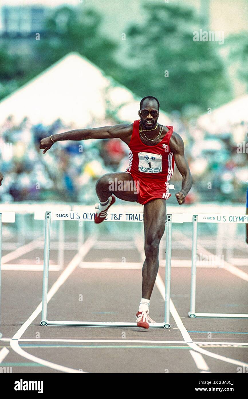 Edwin Moses (USA) competing at the 1988 US Olympic Track and Field Team Trials Stock Photo