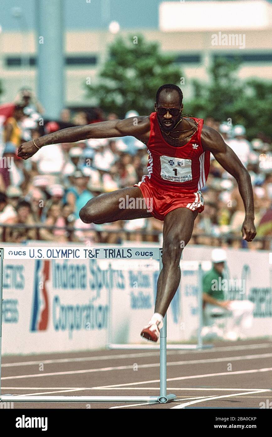 Edwin Moses (USA) competing at the 1988 US Olympic Track and Field Team Trials Stock Photo