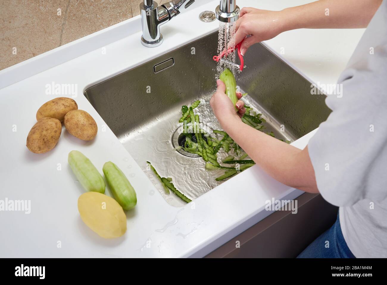 1,500+ Kitchen Garbage Disposable Stock Photos, Pictures & Royalty