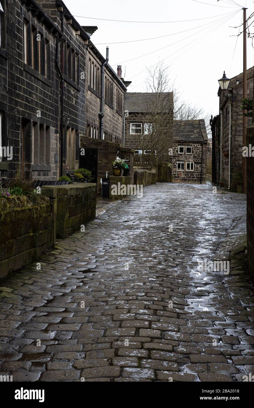 Typical yorkshire terraced houses hires stock photography and images