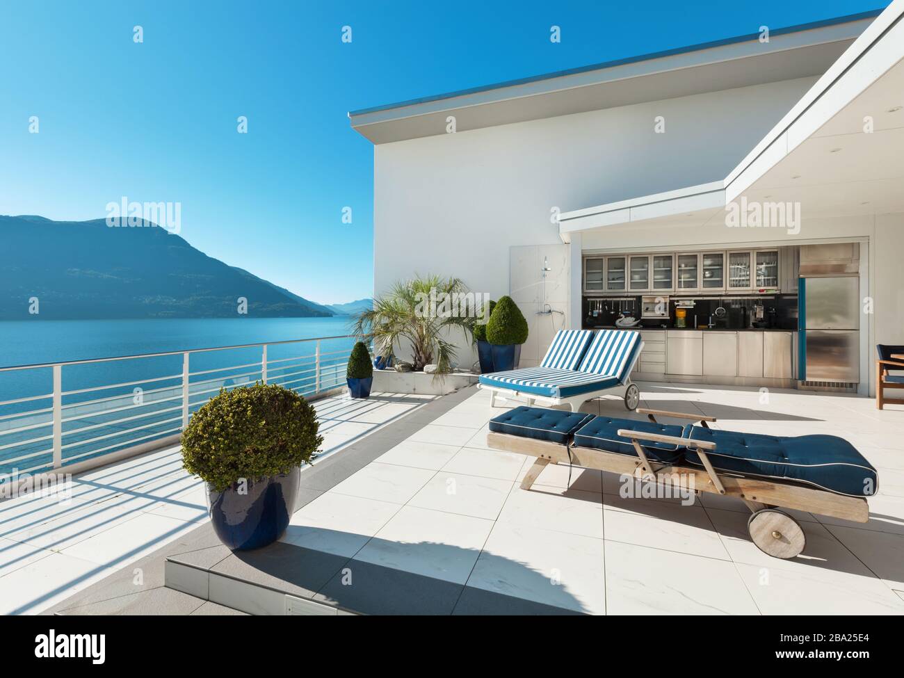 Image showcasing Penthouse apartment interior garden hi-res stock photography and images ...