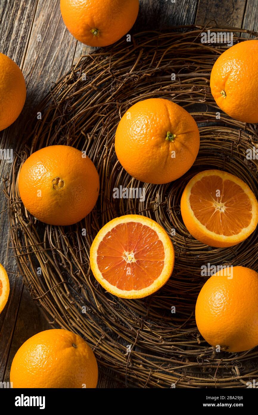 Raw Organic Cara Navel Oranges Ready to Eat Stock Photo Alamy