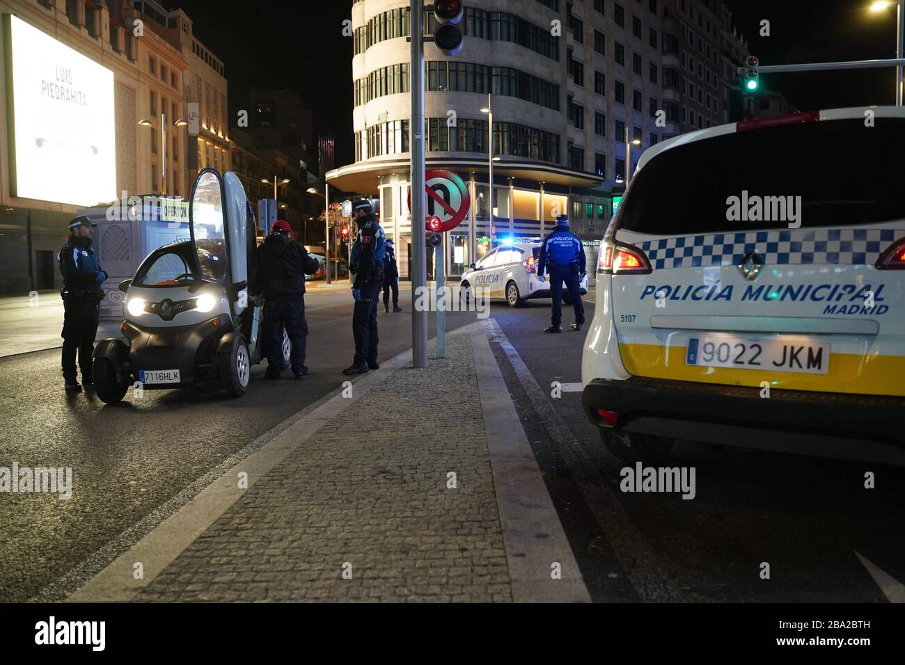 Life In Madrid High Resolution Stock Photography And Images Alamy