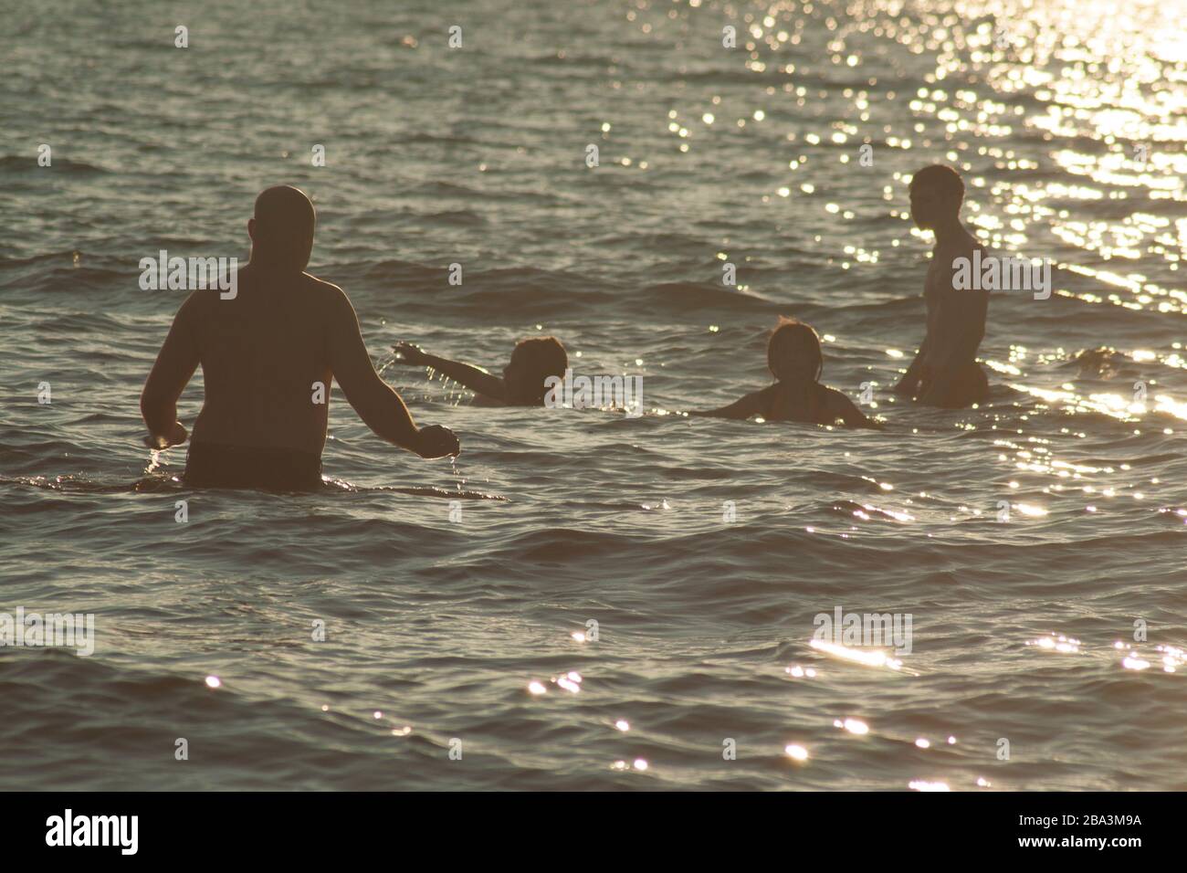 Swimmers in lake hi-res stock photography and images - Alamy