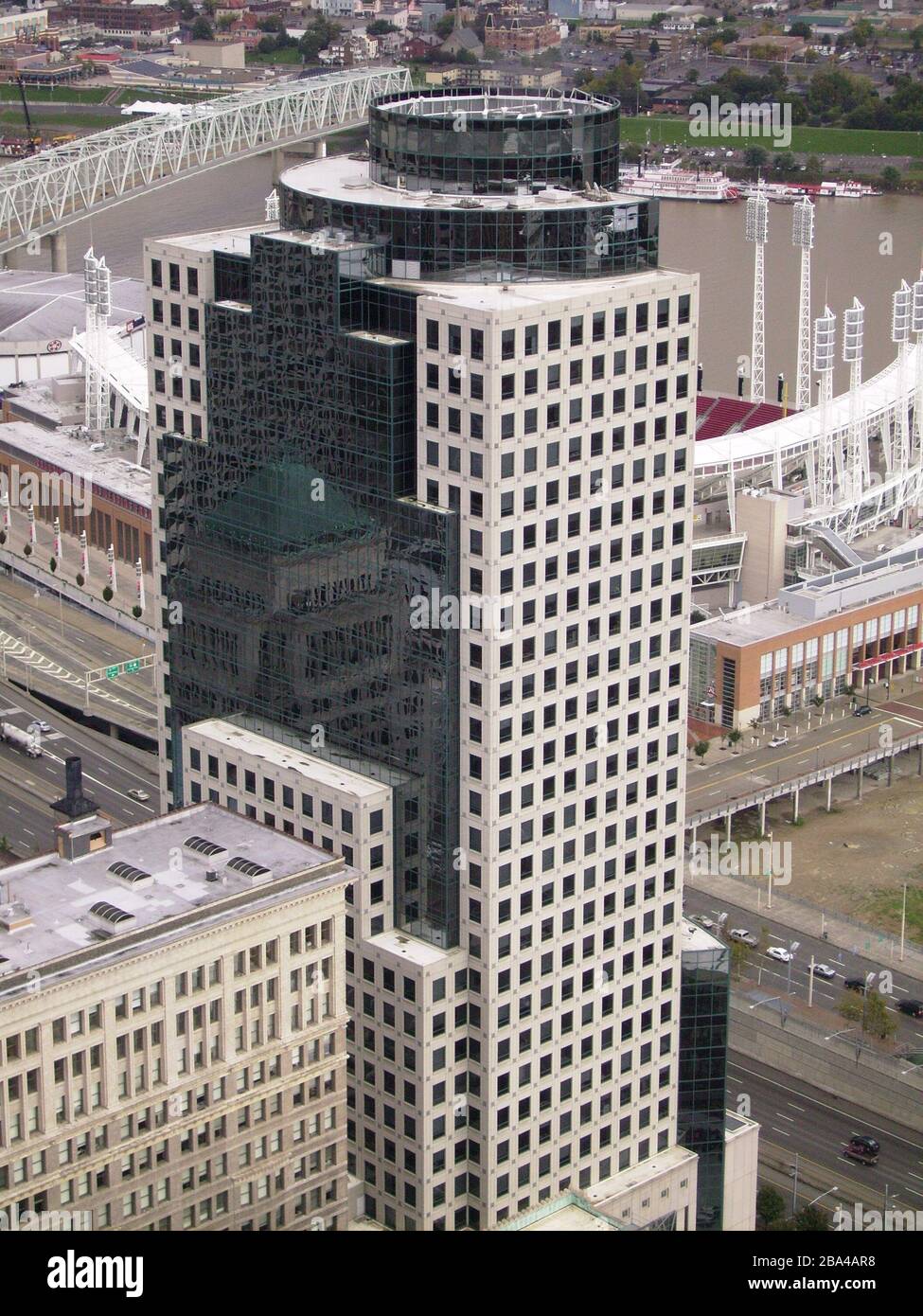 Carew tower observation deck hires stock photography and images Alamy