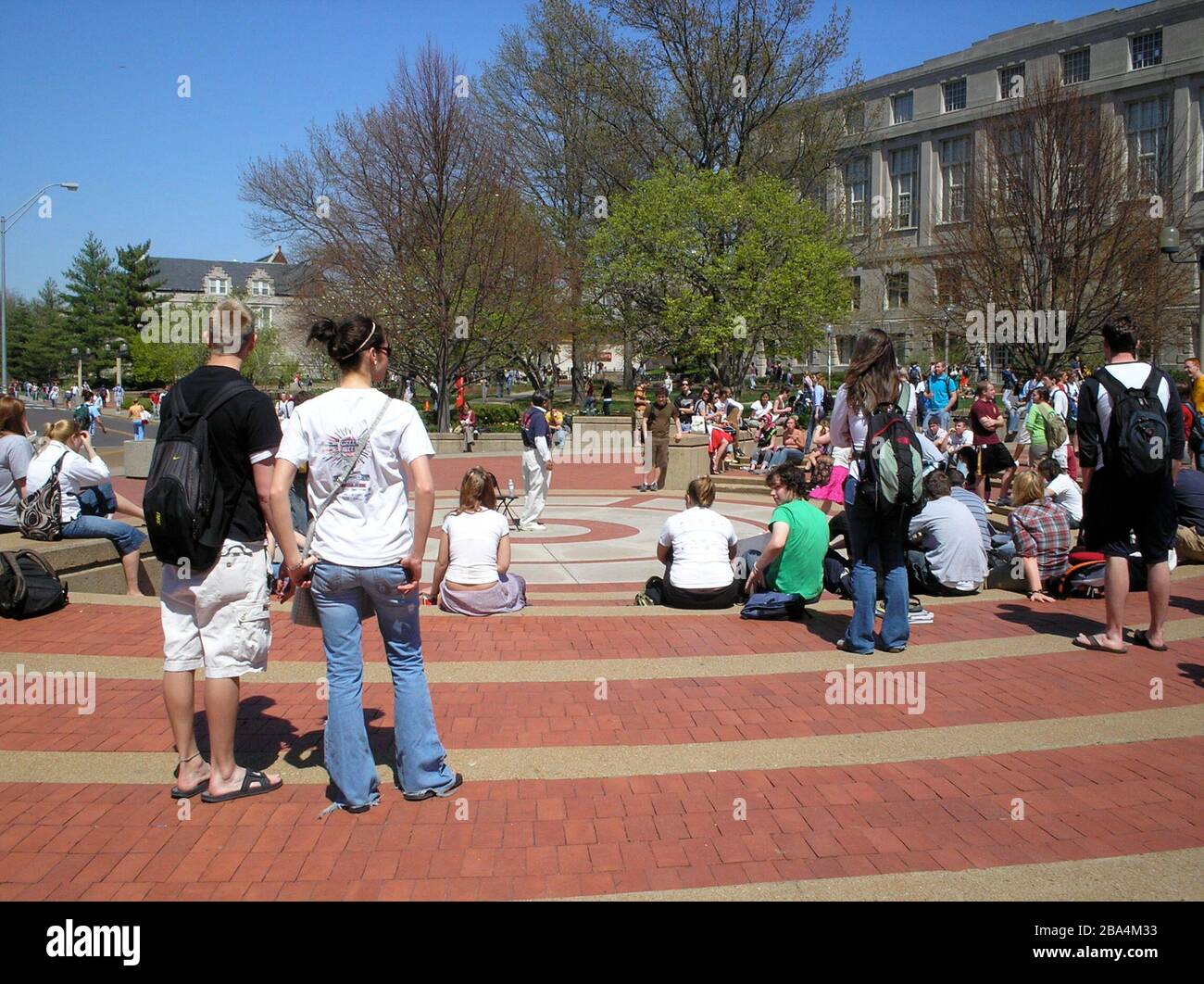 English: Speaker's Circle on the campus of the University of Missouri -  Columbia.; 10 April 2005, 12:56; Own work; Mgyqmb at English Wikipedia  Stock Photo - Alamy