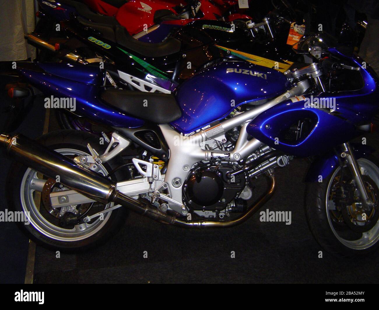 Suzuki sv 650 s hi-res stock photography and images - Alamy