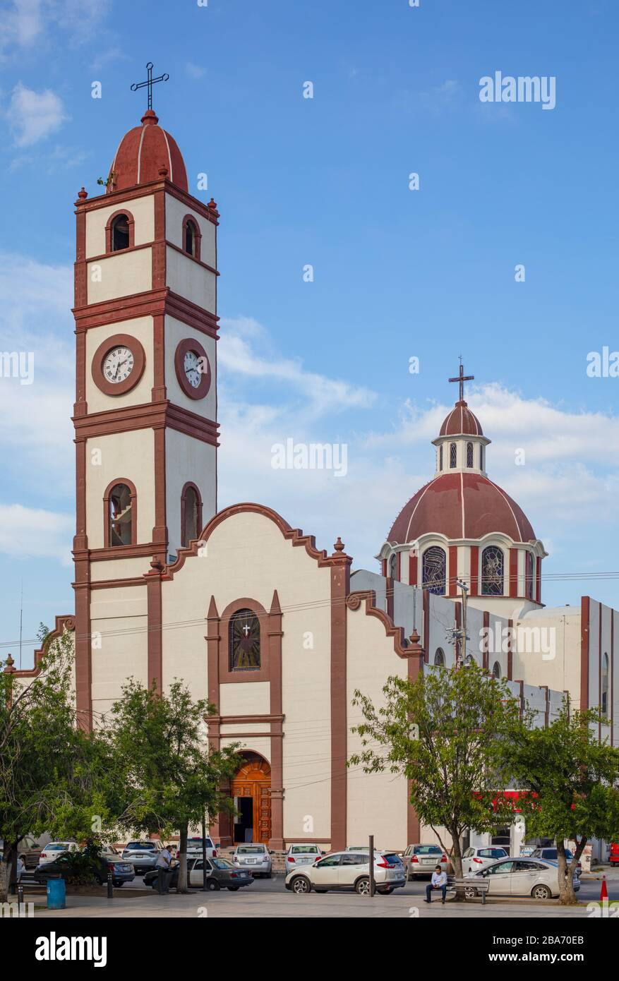 Ciudad Victoria, Tamaulipas, Mexico - July 2, 2019: Cathedral Del Sagrado Corazon de Jesus, in the Plaza del 15 Stock Photo