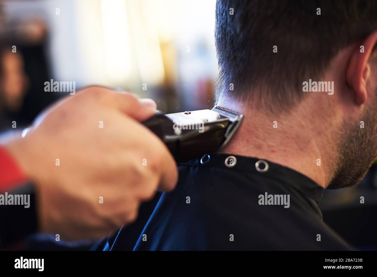 Men's haircut at Southpaw salon in Silver Lake, Los Angeles. Stock Photo