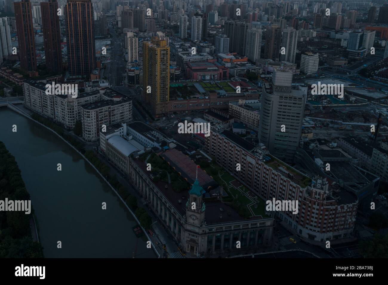 Shanghai bund aerial hi-res stock photography and images - Alamy