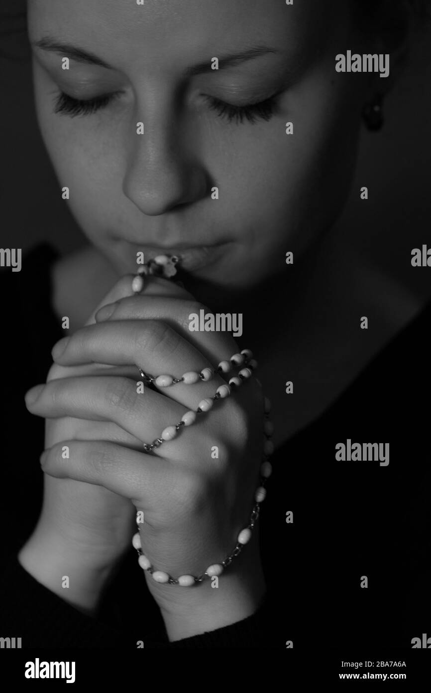 Prayer hands girl face fingers hi-res stock photography and images - Alamy