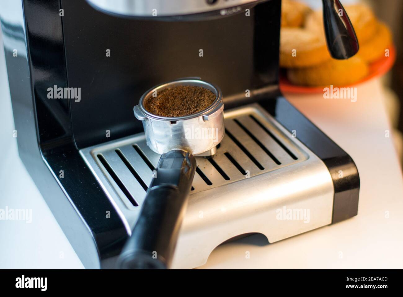 Make fresh coffee in a coffee machine Stock Photo Alamy