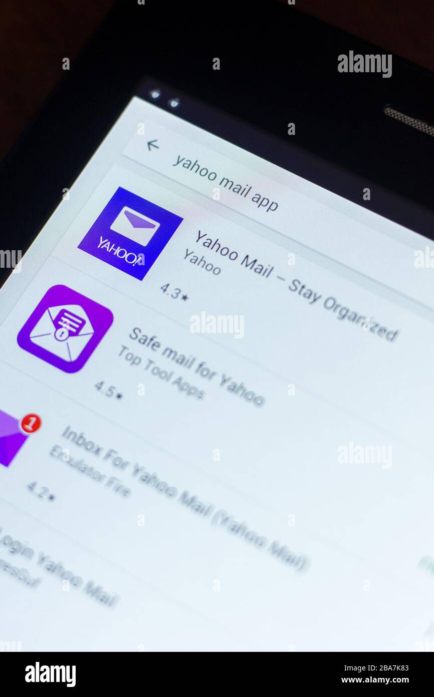 Yahoo mail symbol hi-res stock photography and images - Alamy