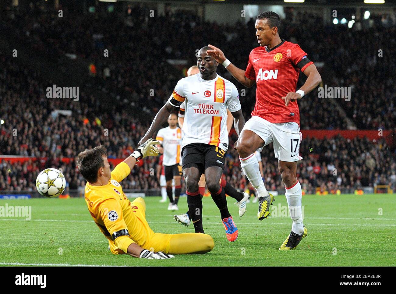 Manchester United Vs Galatasaray 2017 Manchester united luis nani hi-res stock photography and images - Alamy