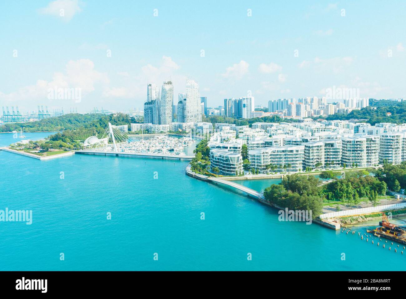 KEPPEL HARBOR / SINGAPORE, 29 APRIL 2018 - Reflections at Keppel Bay in Singapore is a 99-year leasehold luxury waterfront residential complex on appr Stock Photo