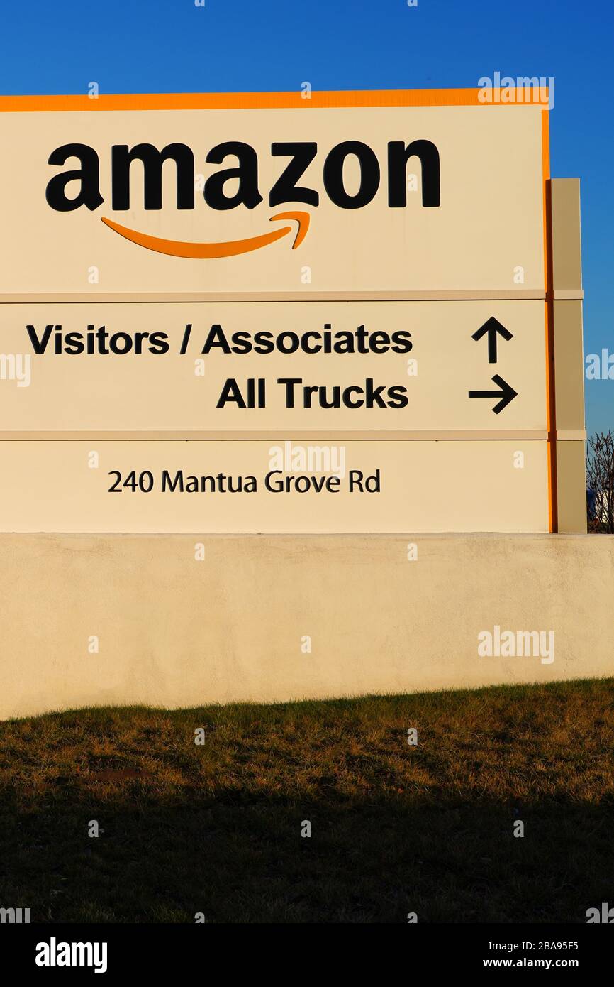 WEST DEPTFORD, NJ 23 FEB 2020 An Amazon fulfillment distribution logistics facility in New