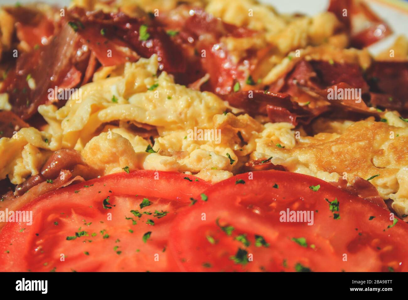 Buffet breakfast scrambled eggs hi-res stock photography and images - Alamy