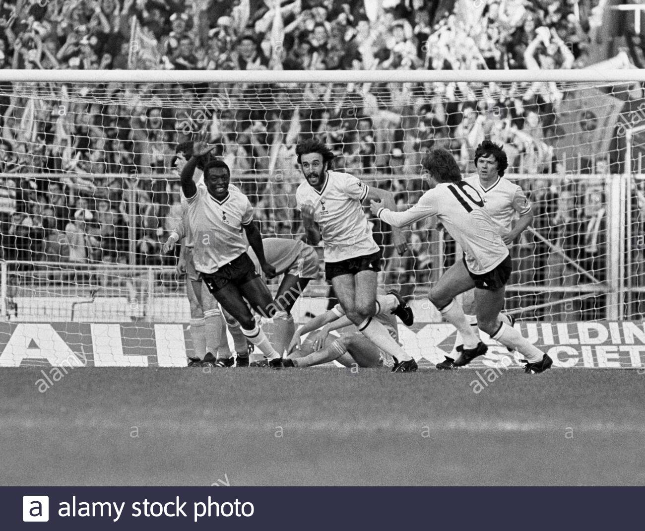 MERLIN-1996-PREMIER LEAGUE 96 #199-QPR-READING-CRYSTAL PALACESIMON OSBORN