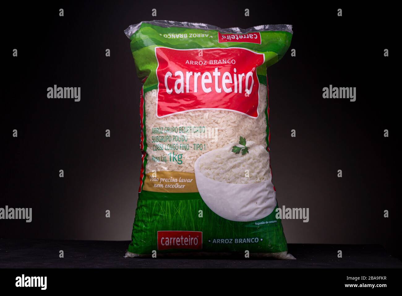 Pack of Brazilian white cooking rice of the Carreteiro brand Stock ...