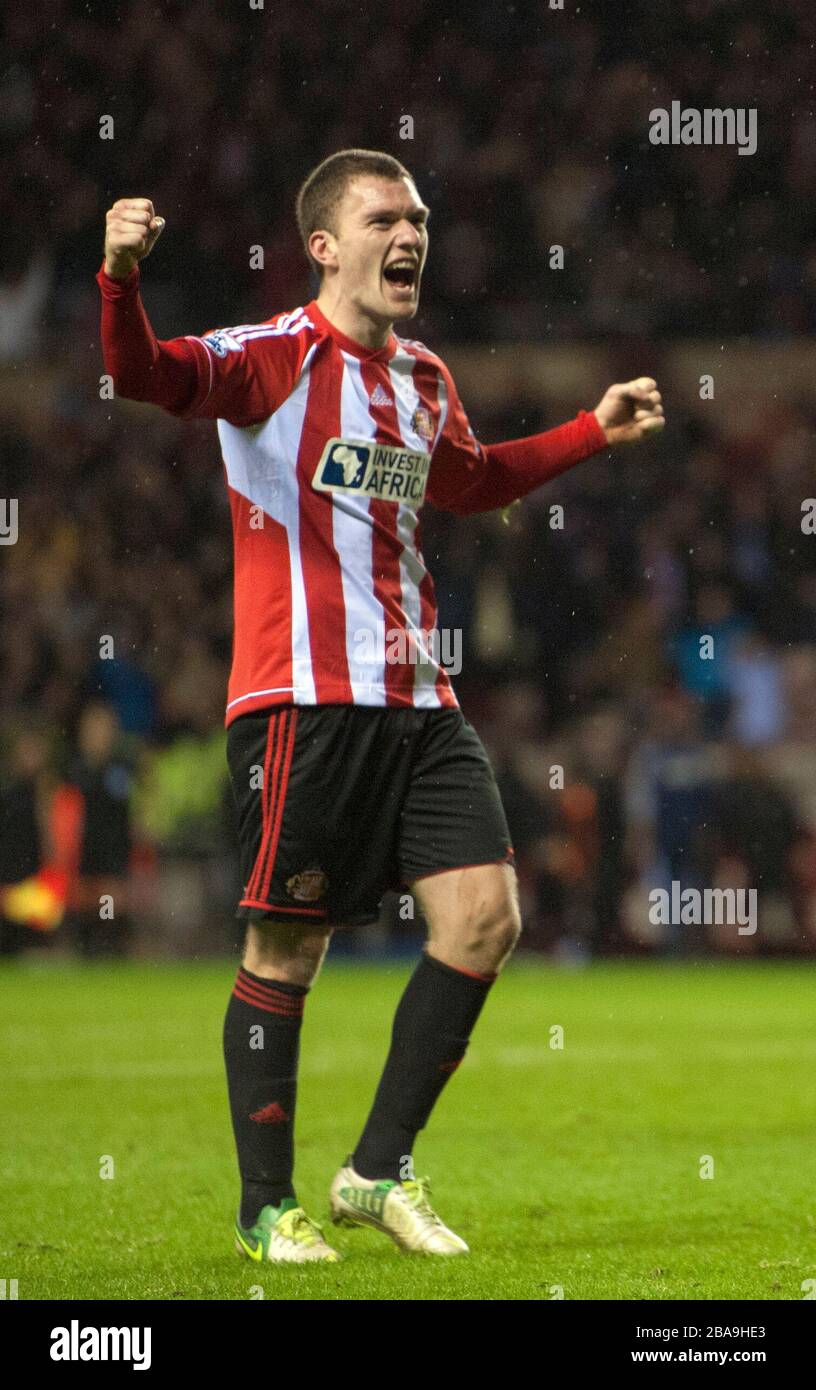 Sunderland's  Craig Gardner celebrates at the end of the game Stock Photo