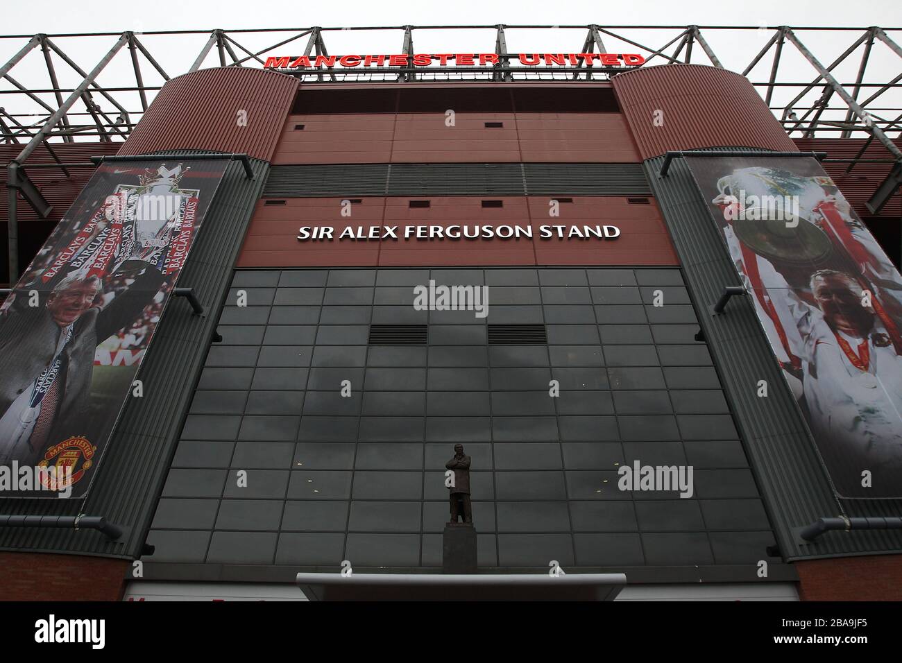 A bronze statue by sculptor Philip Jackson of Manchester United's manager Sir  Alex Ferguson stands outside the Sir Alex Ferguson Stand Stock Photo - Alamy