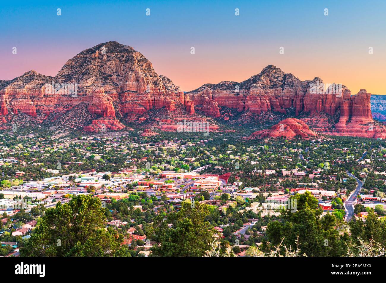 Downtown sedona arizona hi-res stock photography and images - Alamy