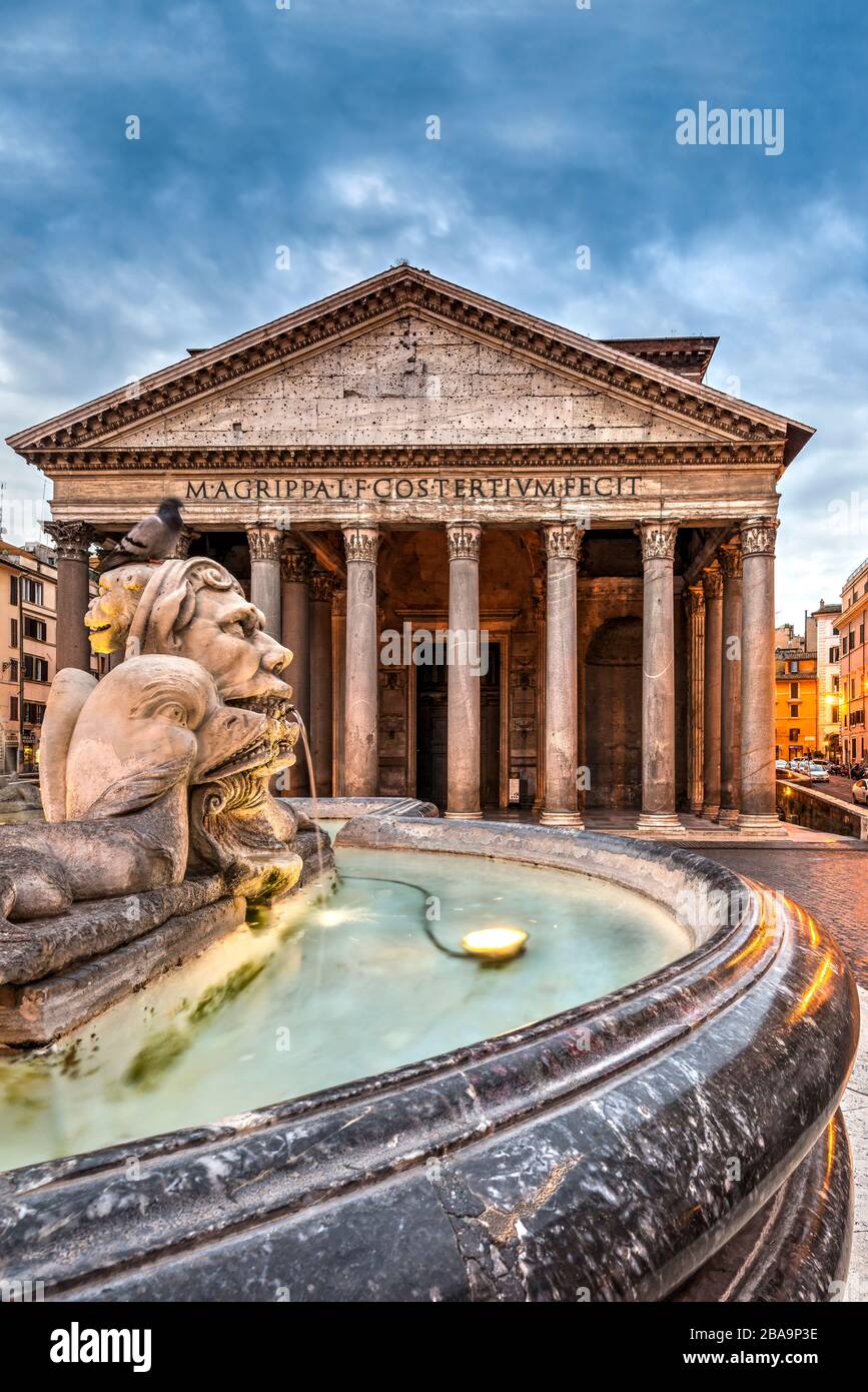 Pantheon and fountain at Piazza della Rotonda, Rome, Lazio, Italy Stock Photo