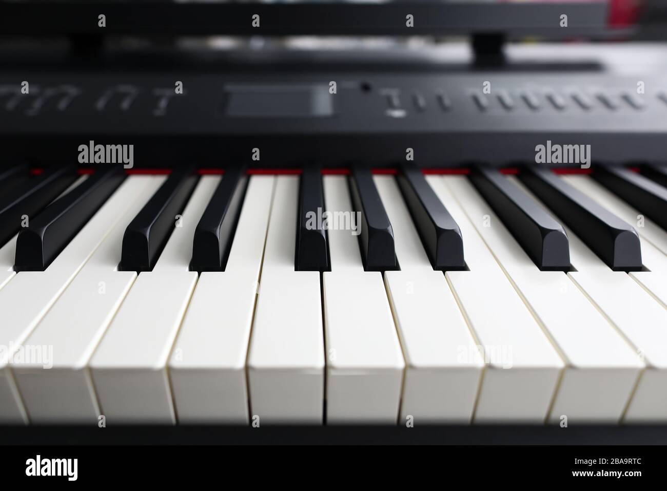 Modern synthesizer keyboard Stock Photo Alamy