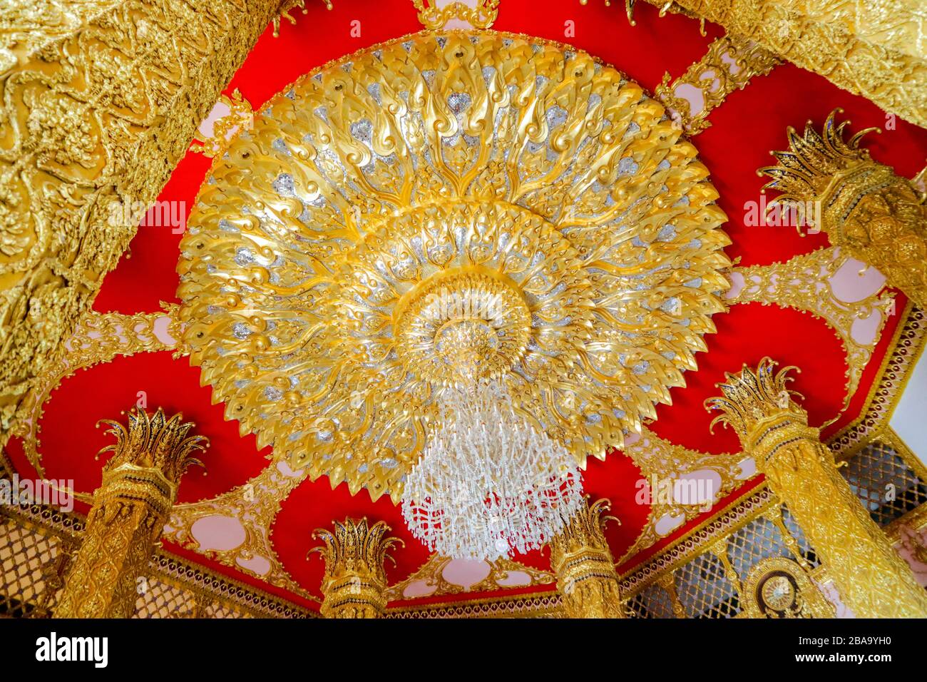 Decorative ceiling patterns hi-res stock photography and images - Alamy