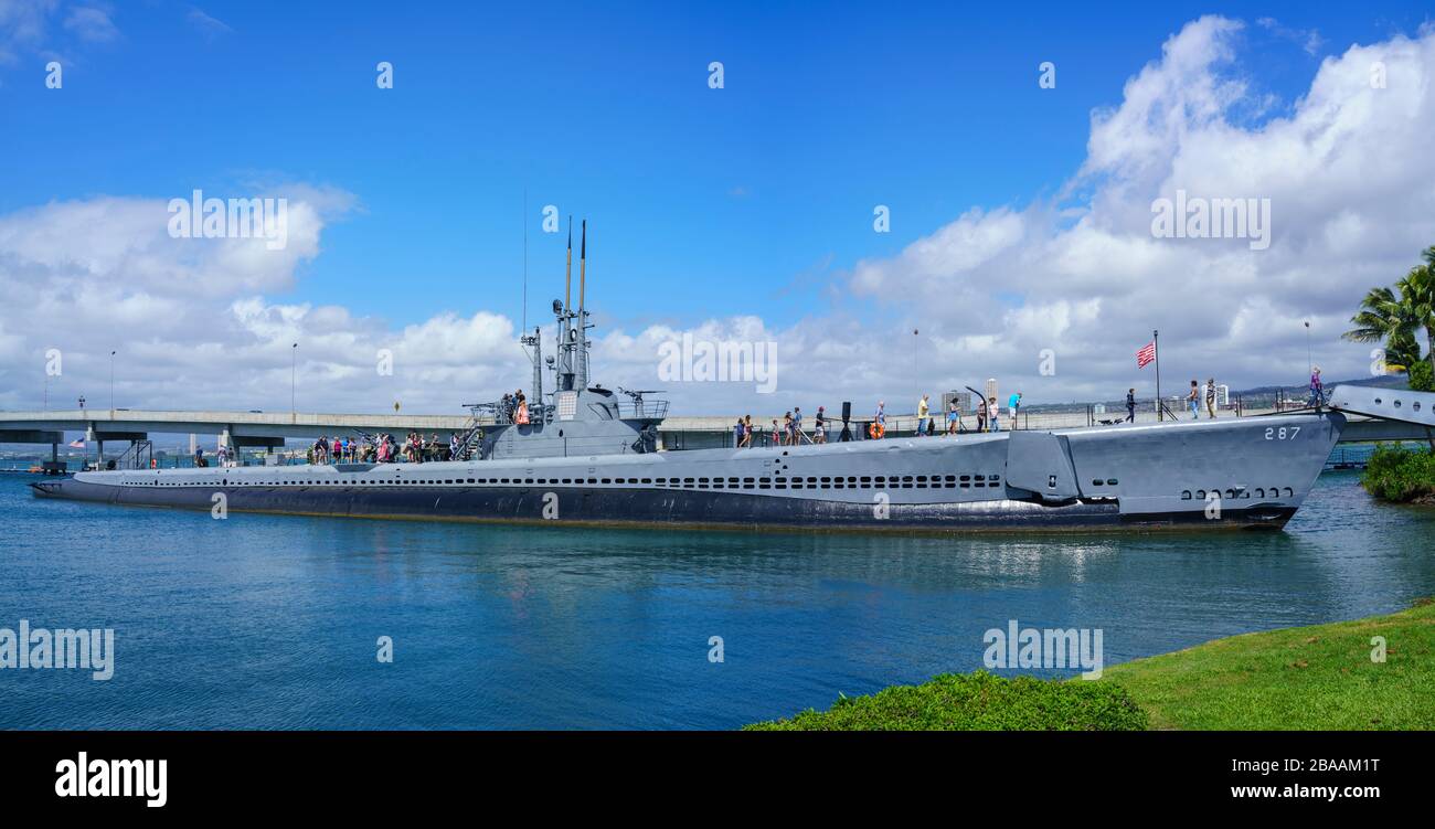 USS Bowfin, a Balao-class submarine, now a museum at Pearl Harbor National Monument on Oahu, Hawaii, USA Stock Photo