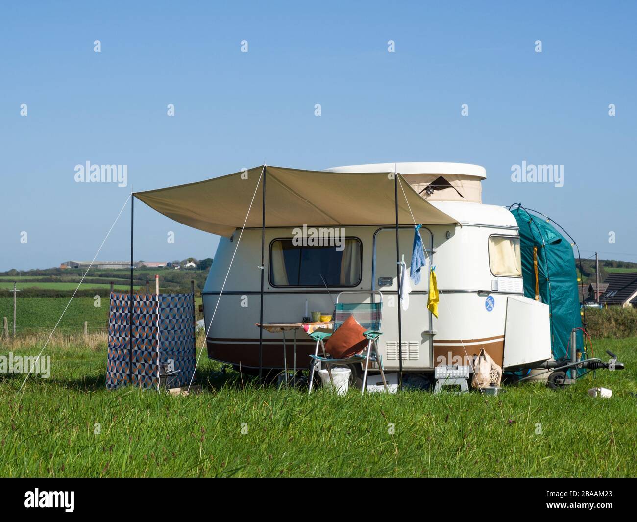 ventilator für zelt Deckenventilator mit Beleuchtung, 45CM Camping Zelt, 15600mAh Akku aufladbar mit Licht und Fernbedienung USB Timer leise, mobiler Deckenventilator für Outdoor Pavillon Terrasse (Grün) Beleuchtung Style:40 series aluminium Foto: Principia Gaia, Baujahr Product Cycling Jersey